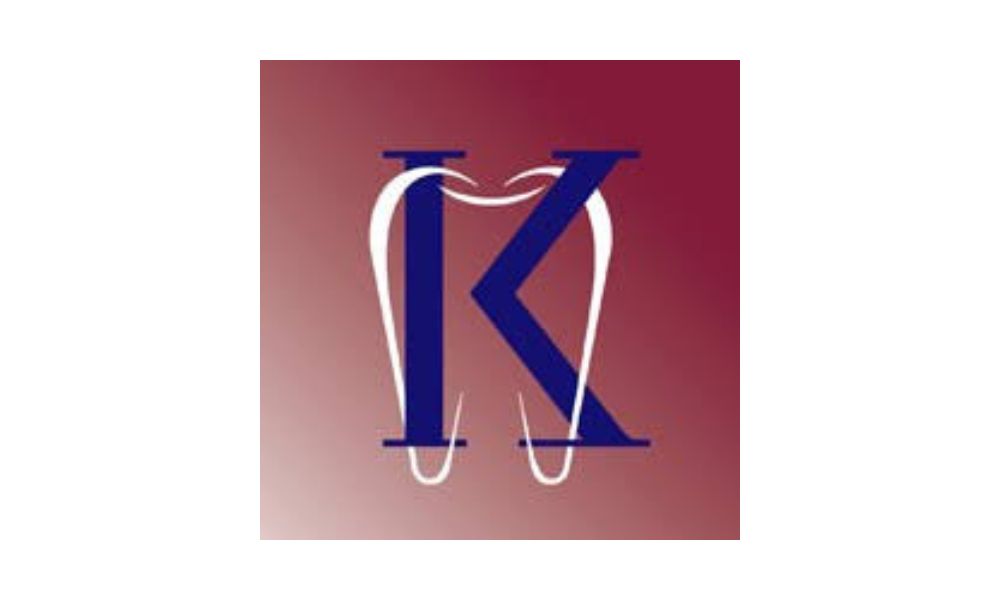 黒田クリスタル歯科ロゴ